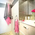 فيلة Elegant In *