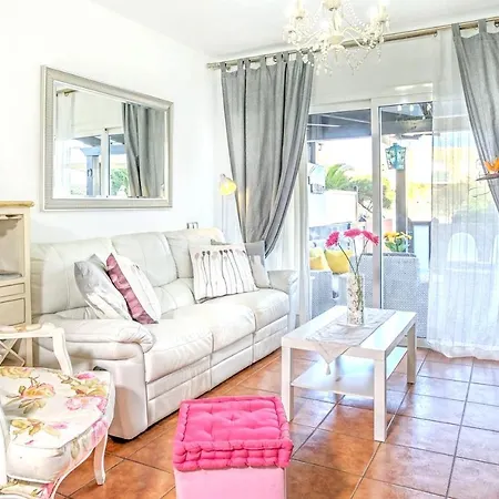 Elegant In Villa