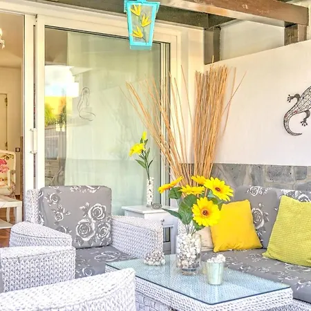 Elegant In Villa Corralejo